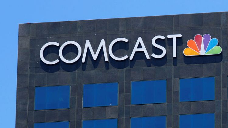 Cable group urges antitrust probe of Comcast and Trump tweets support