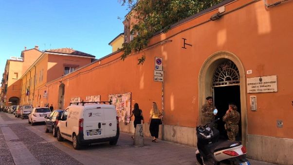 Bullizzato a festa,per 2 messa a prova Bullizzato a festa,per 2 messa a prova