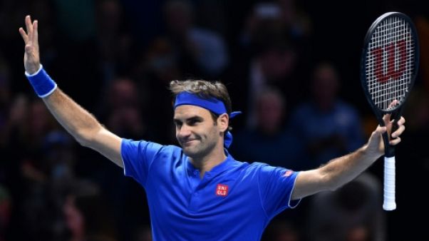 Tennis: dos au mur, Federer se relance au Masters de Londres Tennis: dos au mur, Federer se relance au Masters de Londres