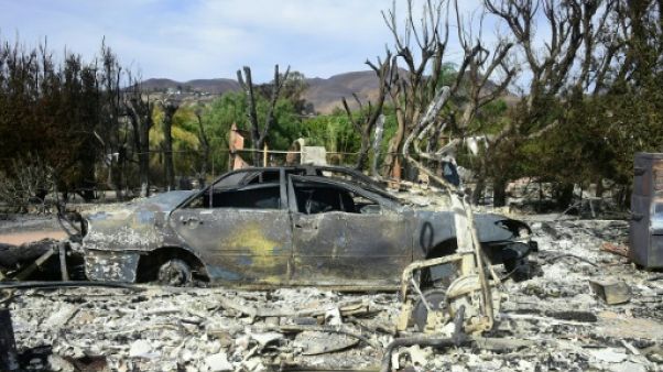Californie: les incendies font toujours rage, une centaine d'habitants portés disparus Californie: les incendies font toujours rage, une centaine d'habitants portés disparus