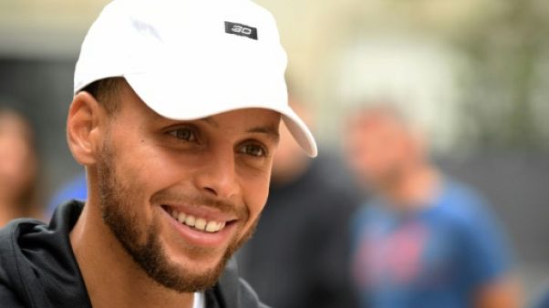 NBA: Curry va manquer au moins trois matches de plus avec Golden State NBA: Curry va manquer au moins trois matches de plus avec Golden State
