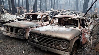 فرق إنقاذ تبحث عن 630 مفقودا في حريق دمر بلدة وقتل 63 شخصا في كاليفورنيا
