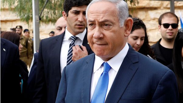 نتنياهو يتولى حقيبة الدفاع والائتلاف الحاكم يترنح نتنياهو يتولى حقيبة الدفاع والائتلاف الحاكم يترنح