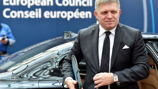 Crowds protest against former Slovak PM's attack on media Crowds protest against former Slovak PM's attack on media