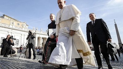 Papa, grati a Benedetto XVI