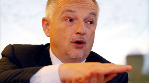 Interpol renews arrest warrant for MOL's CEO, Croatia says Interpol renews arrest warrant for MOL's CEO, Croatia says