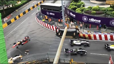 F3, 'frattura spinale' per Floersch F3, 'frattura spinale' per Floersch