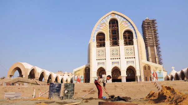 أقباط مصر يفتتحون الكاتدرائية المرقسية في القاهرة بعد التجديد أقباط مصر يفتتحون الكاتدرائية المرقسية في القاهرة بعد التجديد