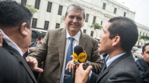L'ex-président péruvien Garcia, soupçonné de corruption, demande asile à l'Uruguay L'ex-président péruvien Garcia, soupçonné de corruption, demande asile à l'Uruguay