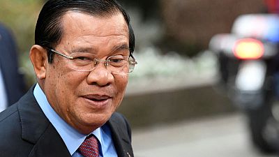 رئيس وزراء كمبوديا يقول إنه لن يسمح بإقامة قواعد عسكرية أجنبية في بلاده