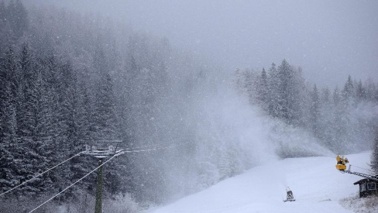 Sci: Coppa Europa,prima neve a Obereggen