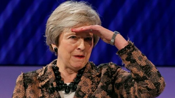 L'Espagne menace de bloquer l'accord de Brexit, May à Bruxelles mercredi L'Espagne menace de bloquer l'accord de Brexit, May à Bruxelles mercredi