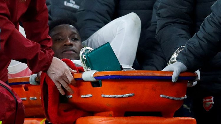 Welbeck injury could force Arsenal into January spending