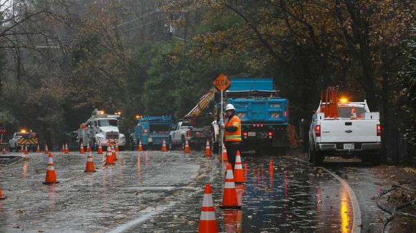 First rain in months douses California wildfire, raises risk of mudslides First rain in months douses California wildfire, raises risk of mudslides