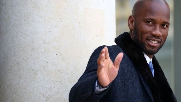 بعد أن لاعب ورفل في خيرها 20 عاما.. دروغبا أسطورة نادي تشيلسي السابق يعتزل بعمر 40 عاما بعد أن لاعب ورفل في خيرها 20 عاما.. دروغبا أسطورة نادي تشيلسي السابق يعتزل بعمر 40 عاما