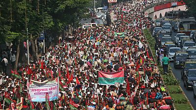 مزارعون يحتجون في مدينة مومباي الهندية للمطالبة بحقوق في أراض وتسهيلات لقروض