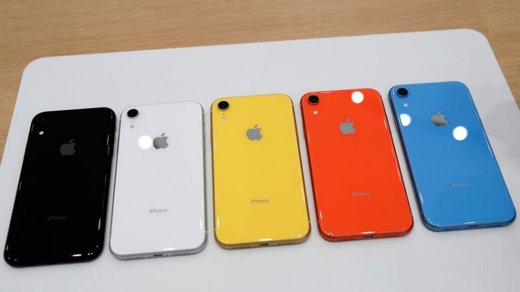 Top Japanese wireless carriers plan to cut iPhone XR price - WSJ