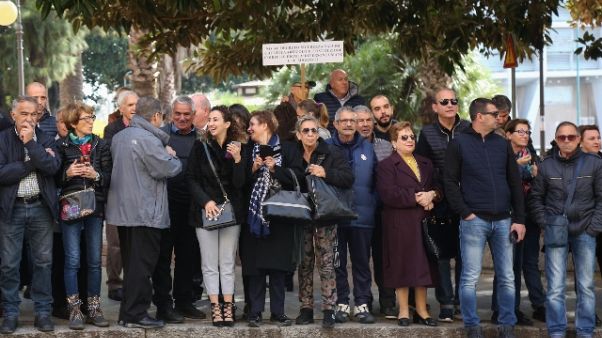 Cagliari,piccolo gruppo contesta Salvini Cagliari,piccolo gruppo contesta Salvini