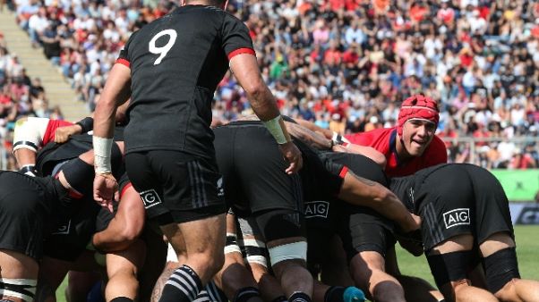 Ghiraldini, con All Blacks match fisico Ghiraldini, con All Blacks match fisico
