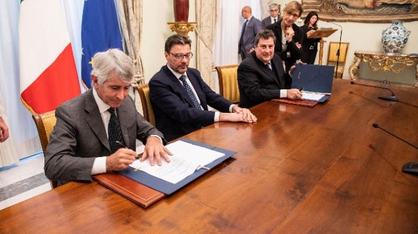 Accordo Ics-Ceb, 150 mln per impianti Accordo Ics-Ceb, 150 mln per impianti