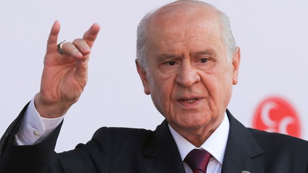 الحزب الحاكم في تركيا يحصل على دعم القوميين في انتخابات محلية الحزب الحاكم في تركيا يحصل على دعم القوميين في انتخابات محلية