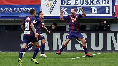 ديمبلي ينقذ برشلونة أمام أتليتيكو وإيبار يسحق ريال مدريد