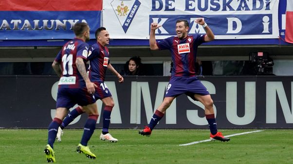 ديمبلي ينقذ برشلونة أمام أتليتيكو وإيبار يسحق ريال مدريد ديمبلي ينقذ برشلونة أمام أتليتيكو وإيبار يسحق ريال مدريد