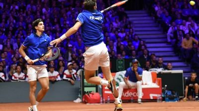 Coupe Davis: Mahut et Herbert s'en sortent en quatre sets, la France revient à 2-1 contre la Croatie