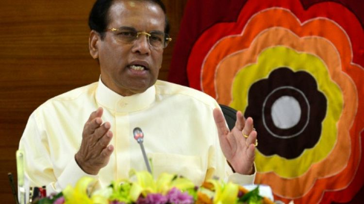 Sri Lanka : le président promet de ne jamais reprendre le Premier ministre limogé