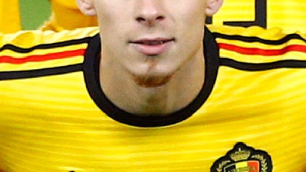 مونشنجلادباخ يهزم هانوفر 4-1 ويعزز موقعه بالمركز الثاني مونشنجلادباخ يهزم هانوفر 4-1 ويعزز موقعه بالمركز الثاني