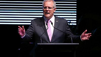 رئيس وزراء استراليا يعقد اجتماعا طارئا في ظل توقع هزيمة انتخابية ثقيلة