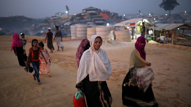 Bangladesh faces refugee anger over term 'Rohingya', data collection