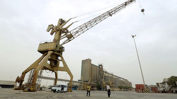 الأمم المتحدة: شركات الشحن تعزف عن ميناء الحديدة اليمني بسبب انعدام الأمن الأمم المتحدة: شركات الشحن تعزف عن ميناء الحديدة اليمني بسبب انعدام الأمن
