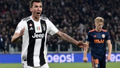 Ligue des champions: la Juventus assure la qualification, pas la 1re place