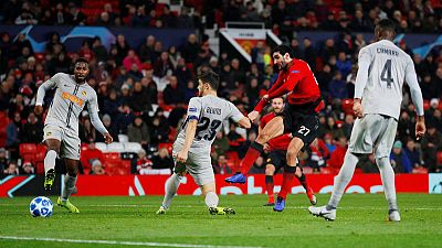 United qualify after controversial late Fellaini winner United qualify after controversial late Fellaini winner