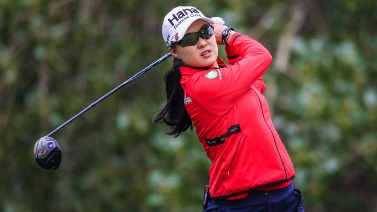 Lee becomes first woman to win Australia's Greg Norman Medal