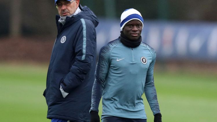 Sarri rules out Kante switch to Chelsea central midfield