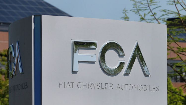 Fiat Chrysler to spend 5 billion euros on new models, engines in Italy