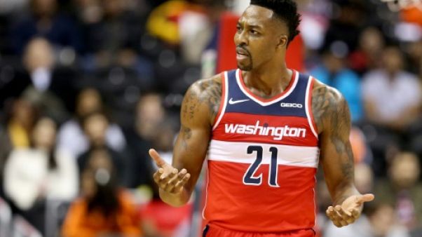 NBA: Howard absent deux à trois mois après une opération NBA: Howard absent deux à trois mois après une opération