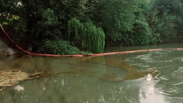Inquinamento fiume, indagati ex sindaci Inquinamento fiume, indagati ex sindaci