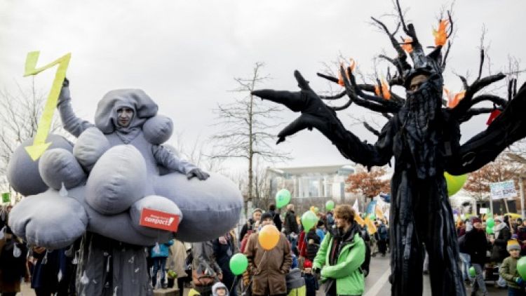 Allemagne: des milliers de manifestants disent "non au charbon"