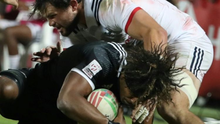 Rugby à VII: les Néo-Zélandais poursuivent leur carton plein, la France 10e