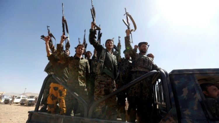 Des rebelles Houthis, le 3 janvier 2017 à Sanaa, au Yémen