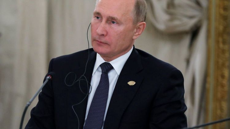 الكرملين يأمل في أن يجري بوتين وترامب محادثات قبل يونيو