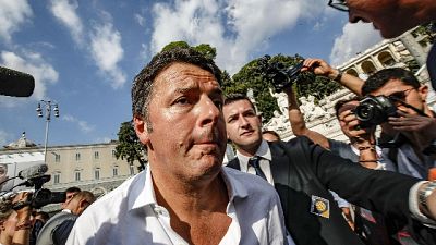 Renzi, un partito con Berlusconi? Falso