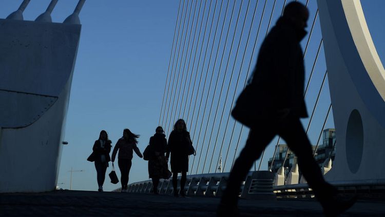 Irish unemployment rate falls to 5.3 percent in November