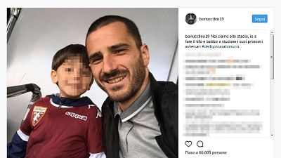 Nuovi insulti social ai figli di Bonucci Nuovi insulti social ai figli di Bonucci