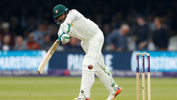 Azhar and Shafiq hit tons as Pakistan take control of decider