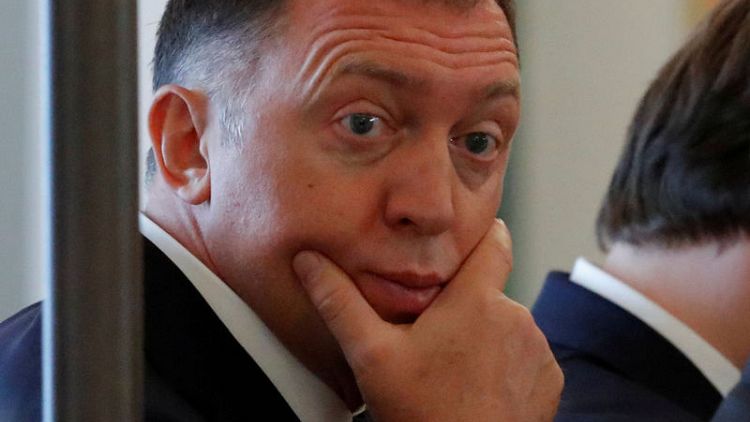 Menendez says sanctions on Russia's Deripaska should remain