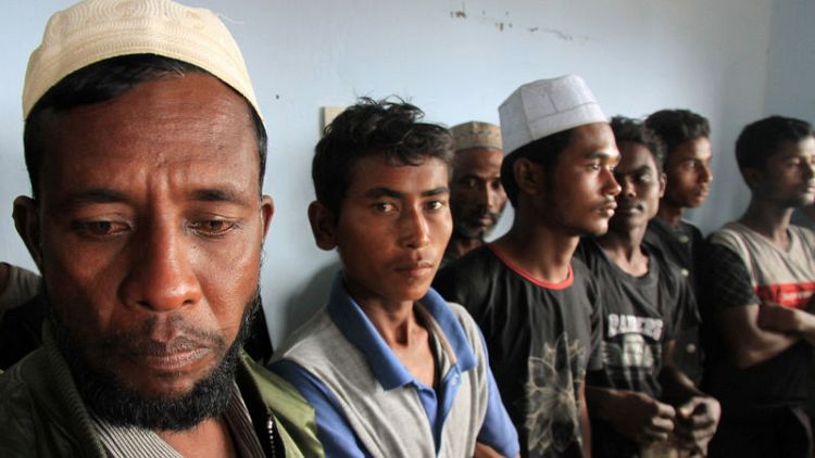 بنجلادش تسعى لتحرك ضد وزير من ميانمار قال إن الروهينجا تعرضوا لغسيل مخ